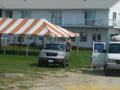 tb06039.JPG