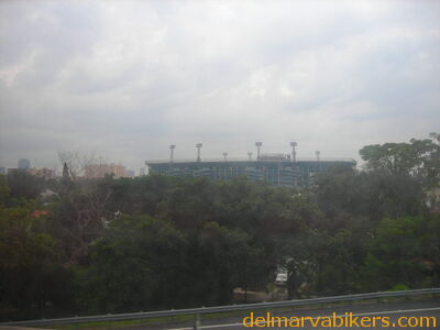 cr06051.JPG