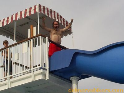cruse06065.jpg