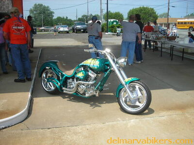sa06034.JPG