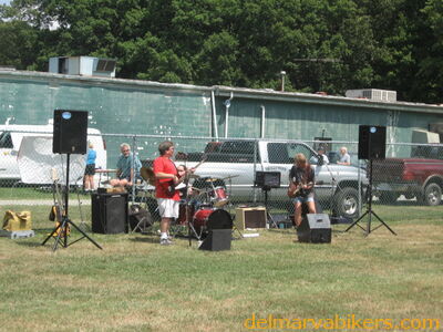 em_0030.jpg